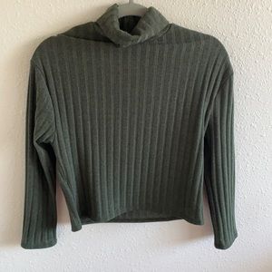 Emerald green sweater top